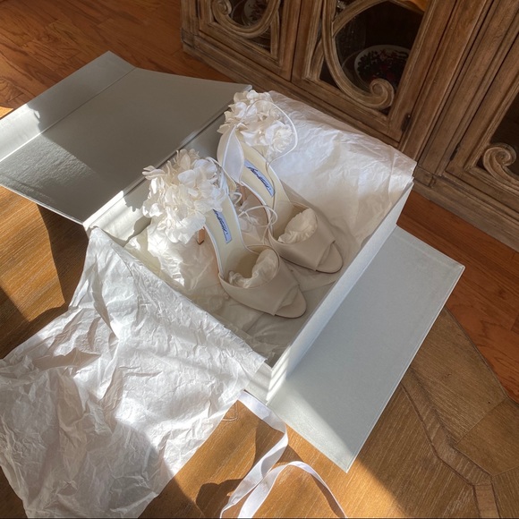 🇺🇸🇺🇦Signed by Brian Atwood Aurora bridal sandals - Picture 6 of 9